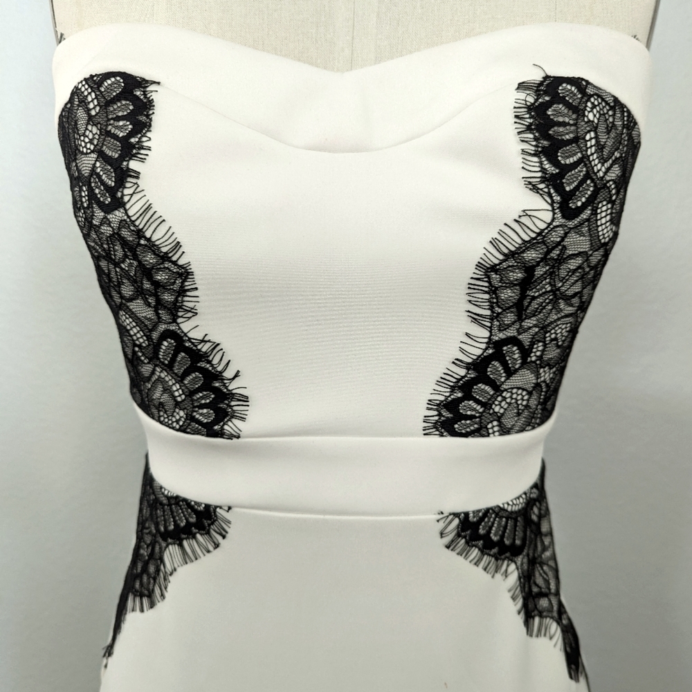 Guess lace dress size 4 - Picture 3 of 8